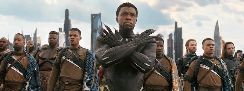 Черная пантера против коронавируса: приветствие Ваканды вместо рукопожатий