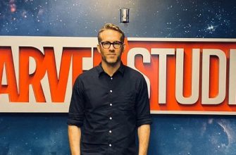 Райан Рейнольдс раскрыл вырезанный костюм Дэдпула